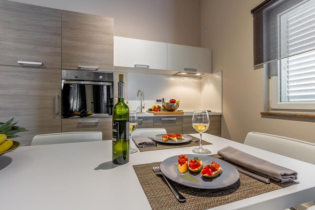 Apartments Stella Rovinjsko Selo Quarto foto